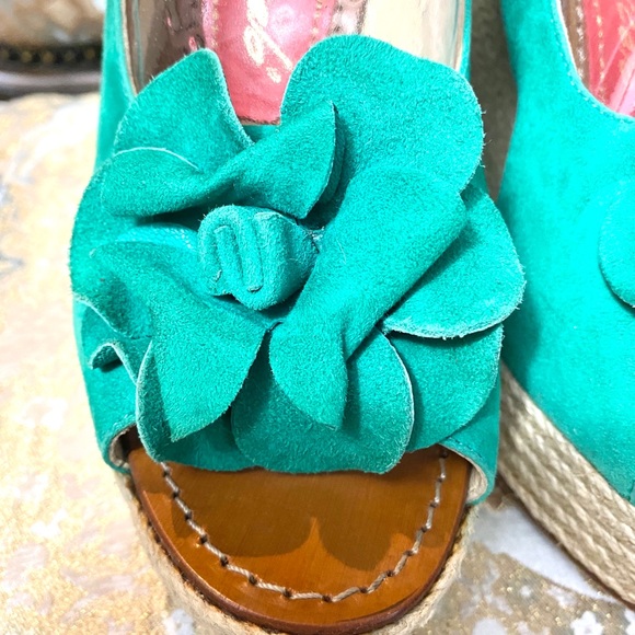 Paloma Barcelo’ Rosette Wedge Sandals - Picture 5 of 12